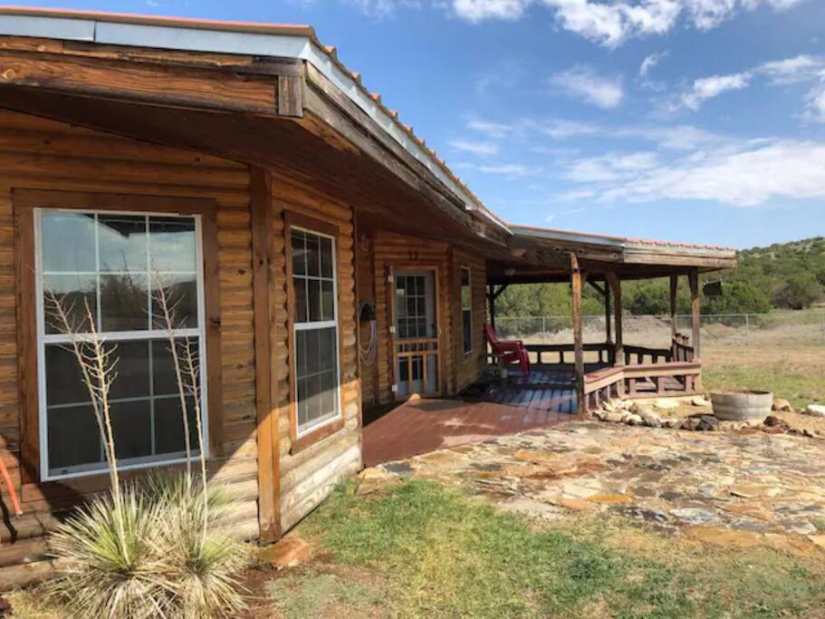 Cottonwood Creek Cabins - Alpine, Tx ภายนอก รูปภาพ